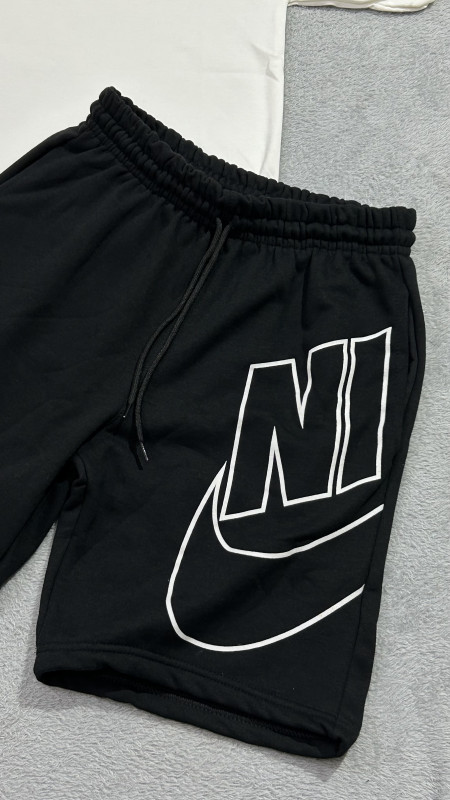 Short nike