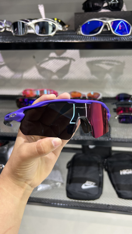 Oakley Radar EV Path